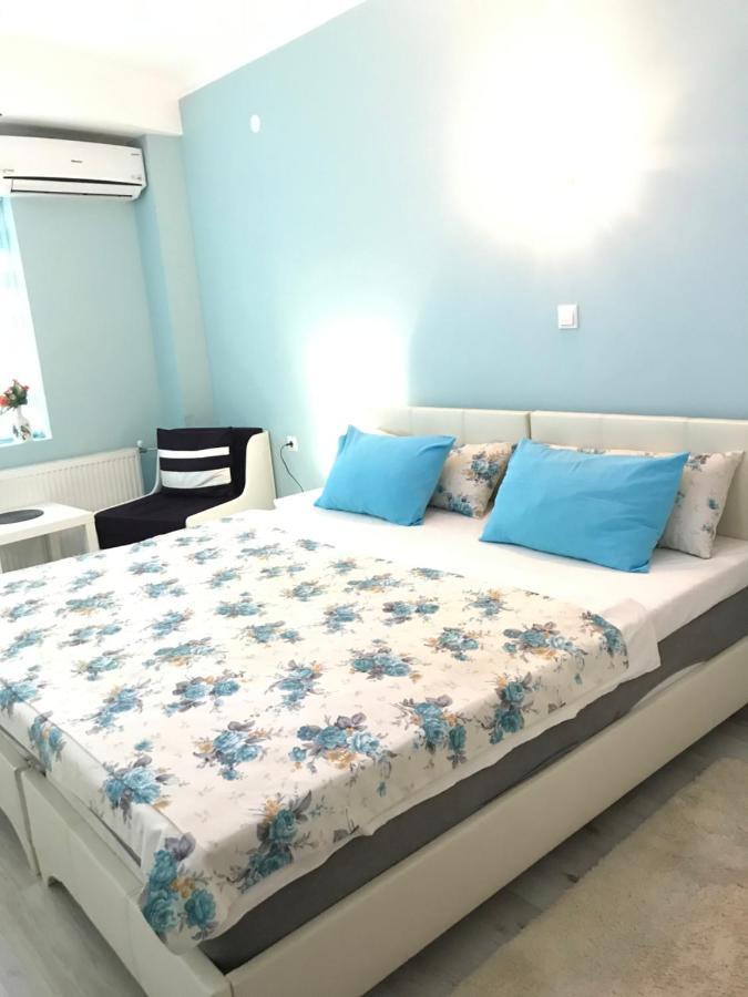 White Rose Guest Rooms Burgas Exterior photo