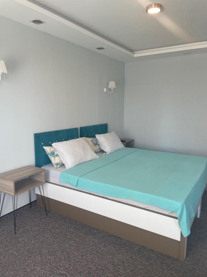 White Rose Guest Rooms Burgas Exterior photo