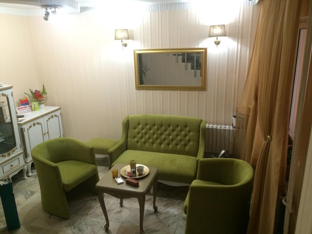 White Rose Guest Rooms Burgas Exterior photo