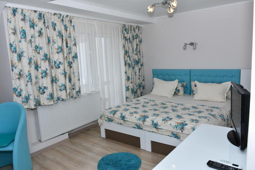 White Rose Guest Rooms Burgas Exterior photo